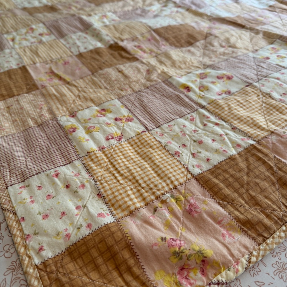 Vintage Floral Patchwork Quilt Gingham Plaid Cottagecore Throw Blanket 54x47